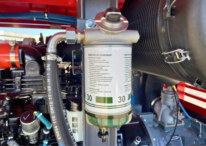 Compressor de ar portátil chicago pneumatic CPS 450 – potência profissional a 200 PSI com motor cummins - Imagem 3